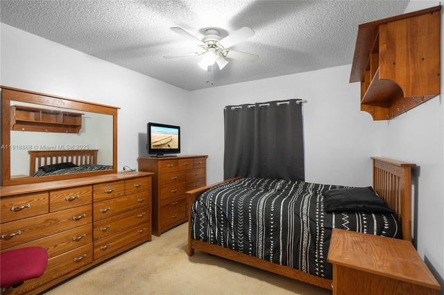 4201 SW 78th Dr, Davie, FL 33328