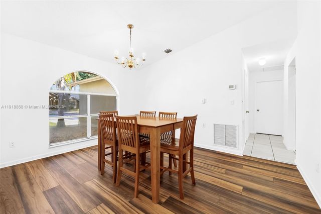 4201 SW 78th Dr, Davie, FL 33328