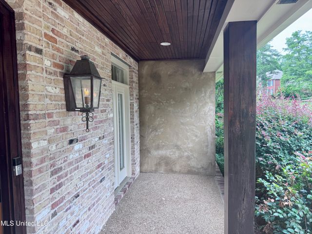 236 Sawbridge Drive, Ridgeland, MS 39157