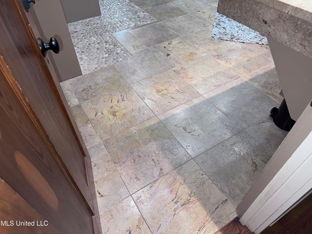 236 Sawbridge Drive, Ridgeland, MS 39157