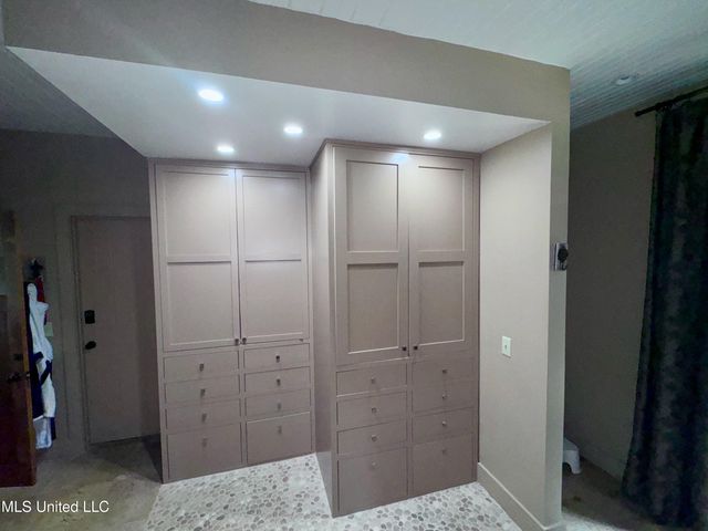 236 Sawbridge Drive, Ridgeland, MS 39157