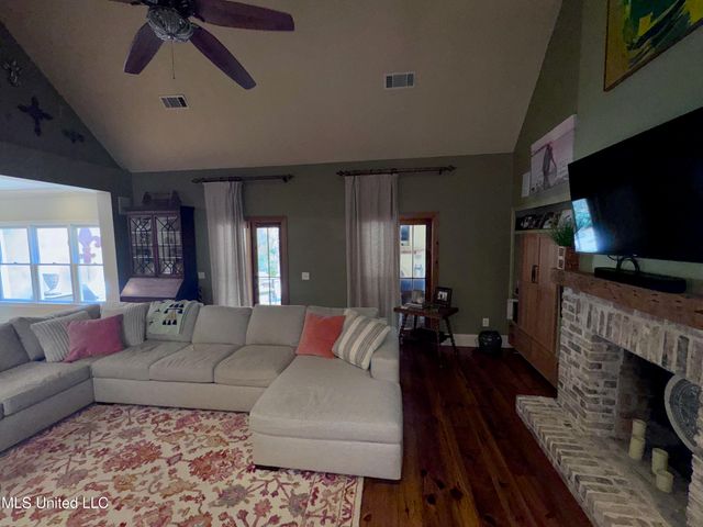 236 Sawbridge Drive, Ridgeland, MS 39157