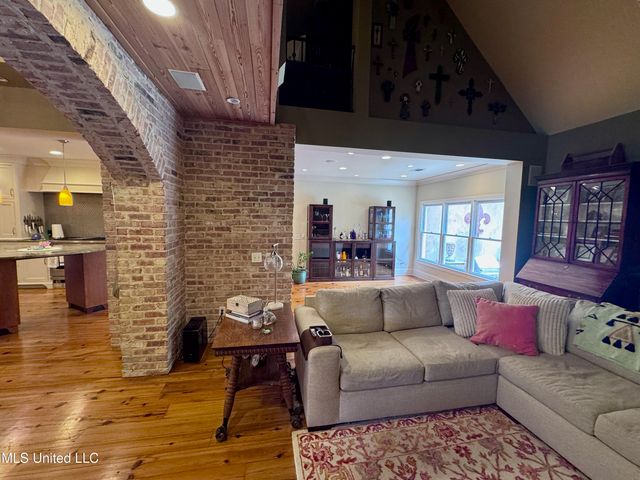 236 Sawbridge Drive, Ridgeland, MS 39157