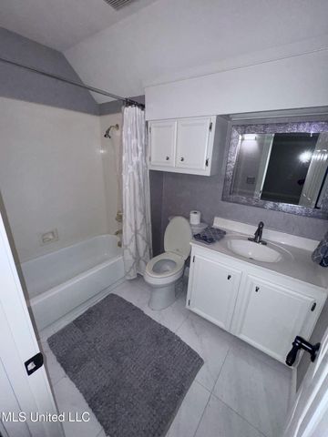 236 Sawbridge Drive, Ridgeland, MS 39157