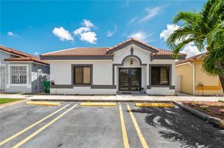 9046 NW 121st Ter 90, Hialeah Gardens, FL 33018