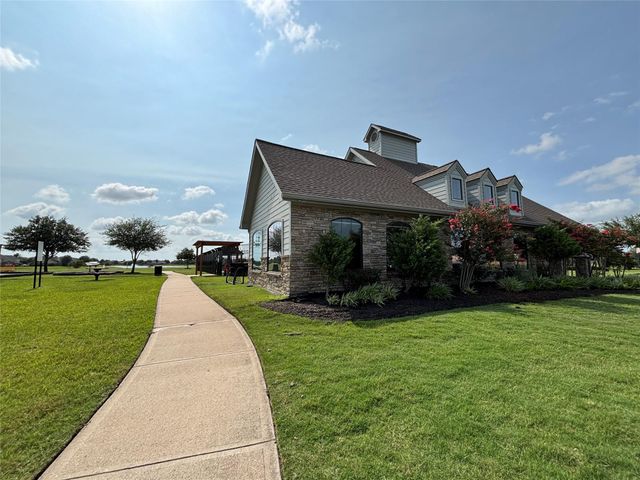 9810 Shimmering Lakes Drive, Rosharon, TX 77583