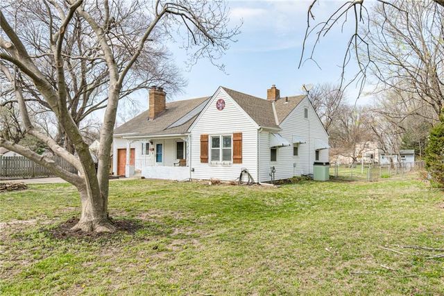 9004 E 65TH Terrace, Raytown, MO 64133