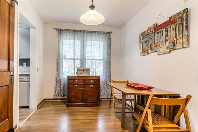 9004 E 65TH Terrace, Raytown, MO 64133