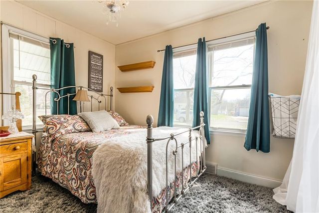 9004 E 65TH Terrace, Raytown, MO 64133