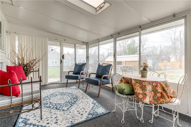 9004 E 65TH Terrace, Raytown, MO 64133