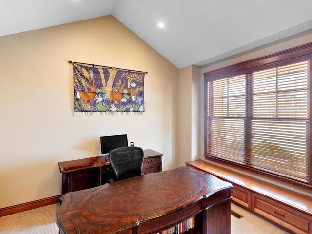 3673 Lerive Way, Chaska, MN 55318