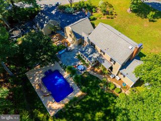 208 LAKE SHORE DR, Fredericksburg, VA 22405