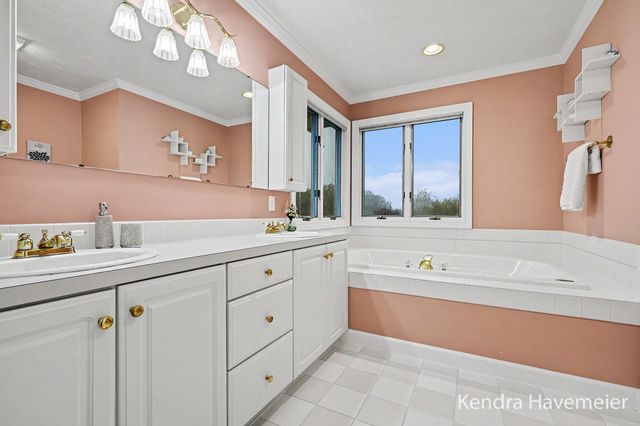 2480 Rolling Meadow Drive Ne, Plainfield Twp, MI 49306