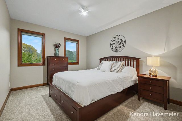 2480 Rolling Meadow Drive Ne, Plainfield Twp, MI 49306