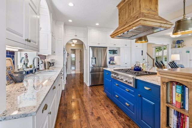 4941 Island View Drive, Mound, MN 55364