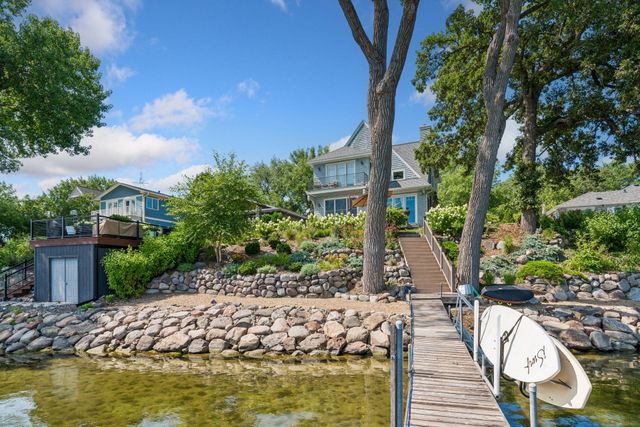 4941 Island View Drive, Mound, MN 55364
