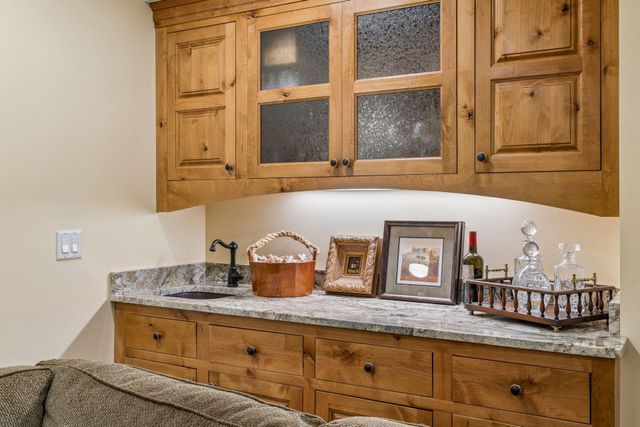 4941 Island View Drive, Mound, MN 55364