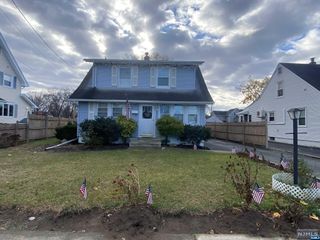 16 High Street, Wayne, NJ 07470