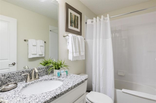 9045 STINGER DRIVE, Davenport, FL 33896