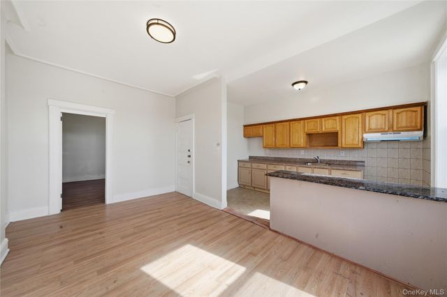 7402 65th Street, Glendale, NY 11385