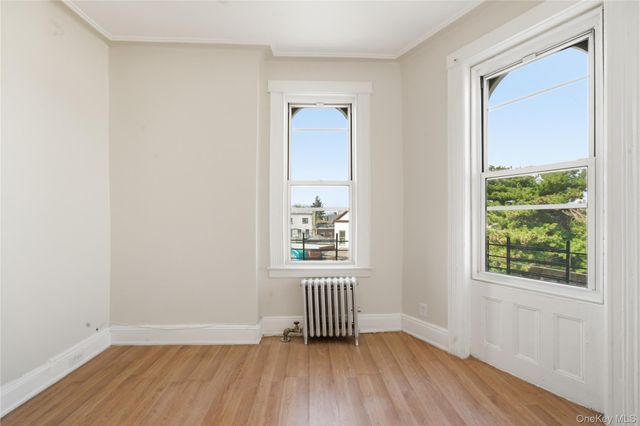 7402 65th Street, Glendale, NY 11385