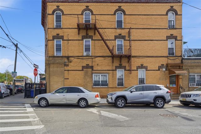 7402 65th Street, Glendale, NY 11385