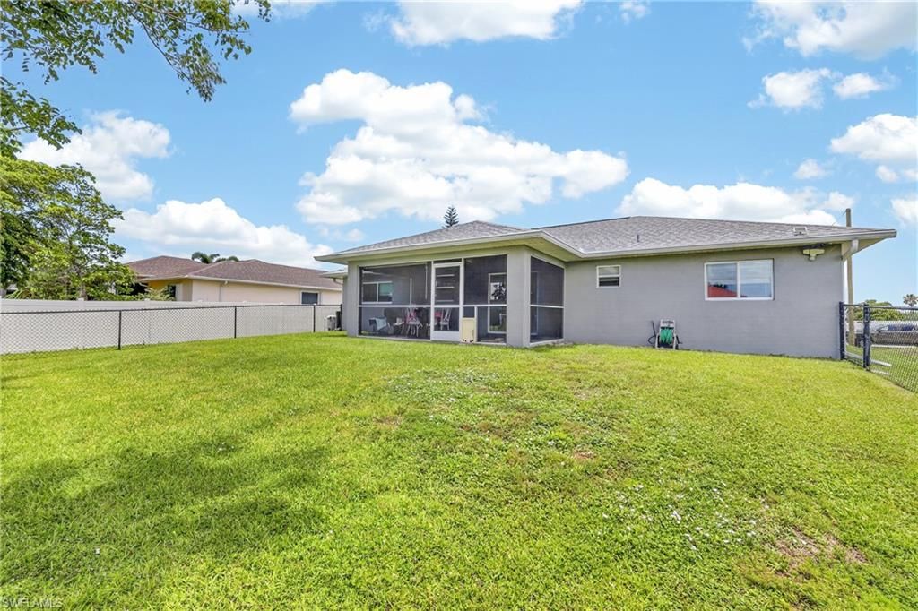 Image 17 of property listing at 1904 NW Embers TER, Cape Coral, FL 33993