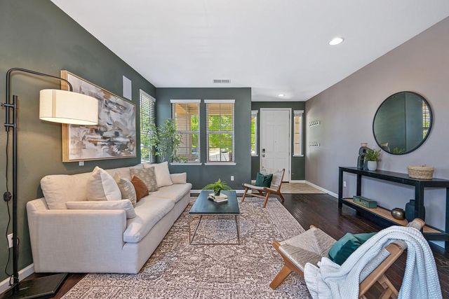 2599 Vaquero Vista Dr, Auburn, CA 95603