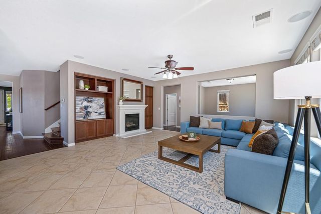 2599 Vaquero Vista Dr, Auburn, CA 95603