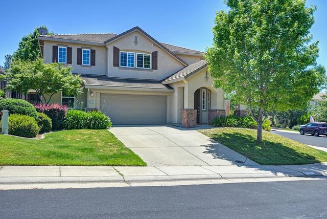 2599 Vaquero Vista Dr, Auburn, CA 95603