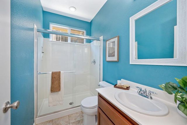 2599 Vaquero Vista Dr, Auburn, CA 95603