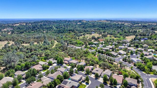 2599 Vaquero Vista Dr, Auburn, CA 95603