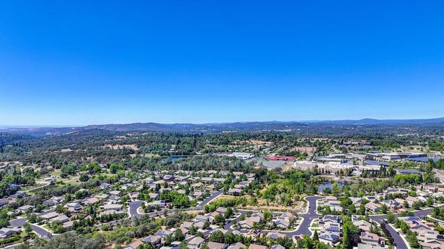 2599 Vaquero Vista Dr, Auburn, CA 95603