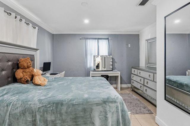 4970 E Palm Court, Hialeah, FL 33013