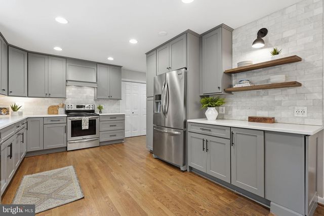 1848 CARRIAGE DR, Annapolis, MD 21401