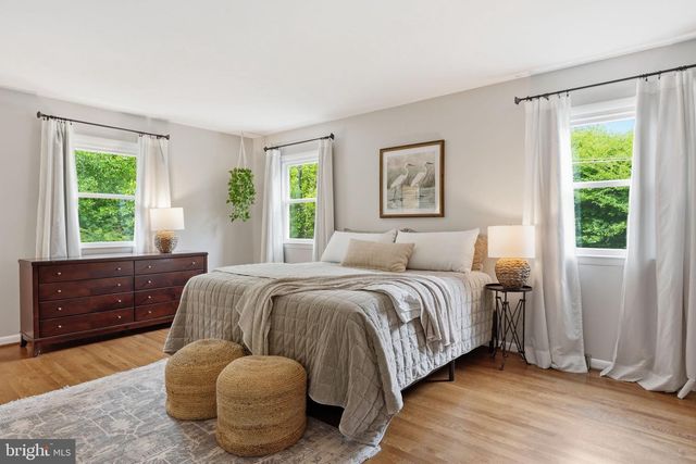 1848 CARRIAGE DR, Annapolis, MD 21401
