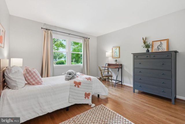 1848 CARRIAGE DR, Annapolis, MD 21401