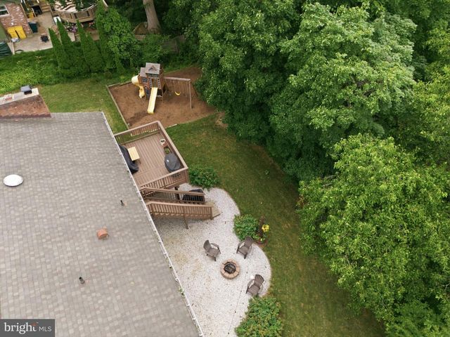 1848 CARRIAGE DR, Annapolis, MD 21401