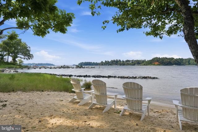 1848 CARRIAGE DR, Annapolis, MD 21401