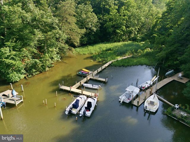 1848 CARRIAGE DR, Annapolis, MD 21401