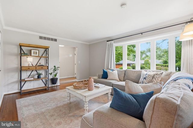 1848 CARRIAGE DR, Annapolis, MD 21401