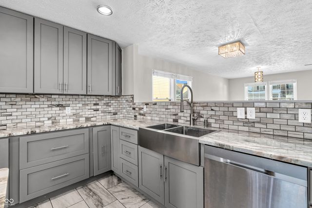 8418 Burket Way, Camby, IN 46113