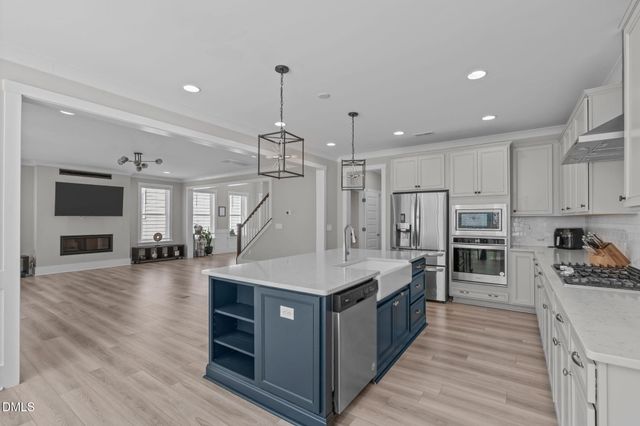 125 Crested Coral Drive, Holly Springs, NC 27540