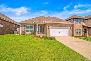 2450 Redford Dr, Cantonment, FL 32533
