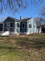721 W Michigan Street, New Buffalo City, MI 49117