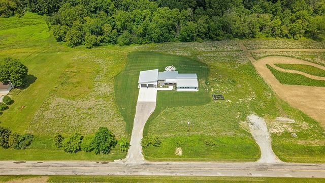 5595 Riverview Drive, Bridgeport Twp, MI 48722