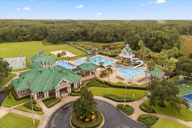 19027 DOVE CREEK DRIVE, Tampa, FL 33647