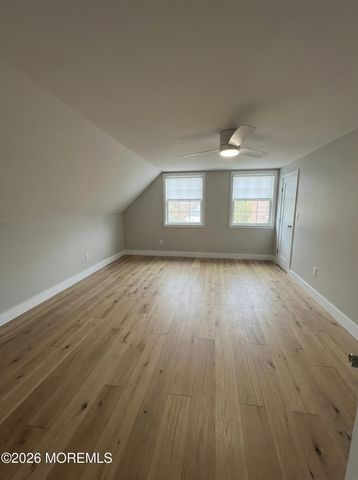 28 Fayette Lane, Aberdeen, NJ 07747