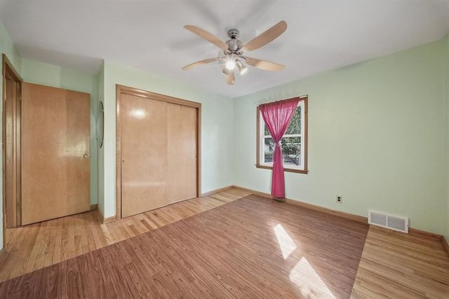 1132 Pershing Street, Eau Claire, WI 54703