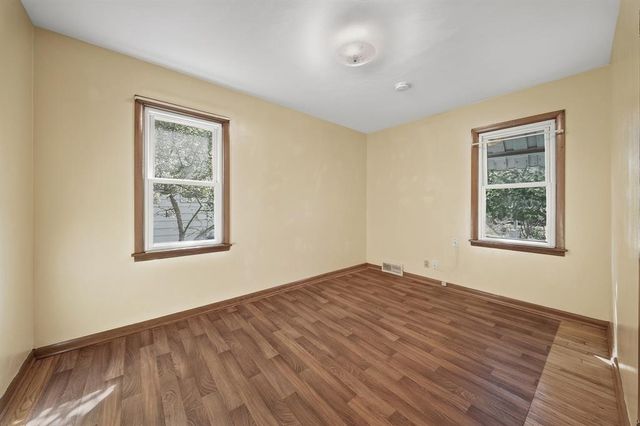 1132 Pershing Street, Eau Claire, WI 54703